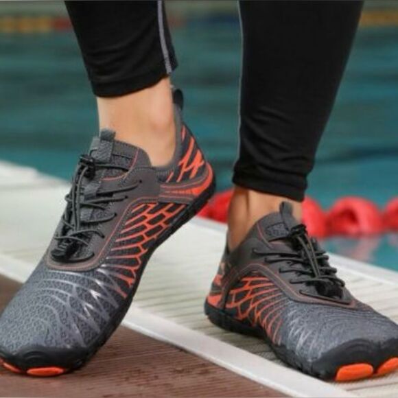 Hike Bearefoot Skin - Barefoot Shoes
Size 45 gray and orange NWT in‎ packaging - Picture 2 of 8